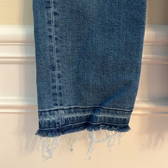 Pilcro and the Letterpress High-Rise Flare w/ raw hem - Picture 3 of 8